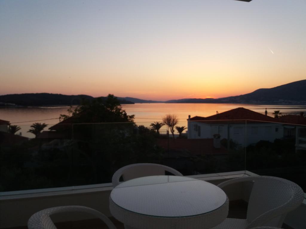 Apartments Soho Trogir Eksteriør billede