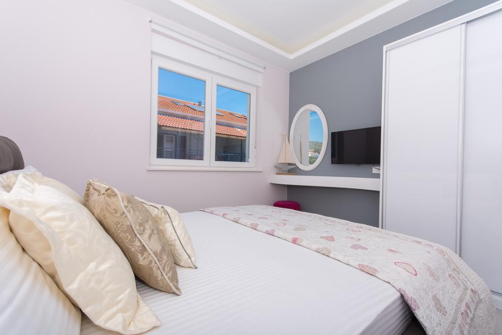 Apartments Soho Trogir Eksteriør billede
